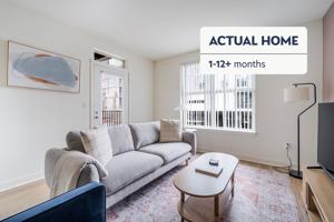 featured image of 11000 Ne 10th St