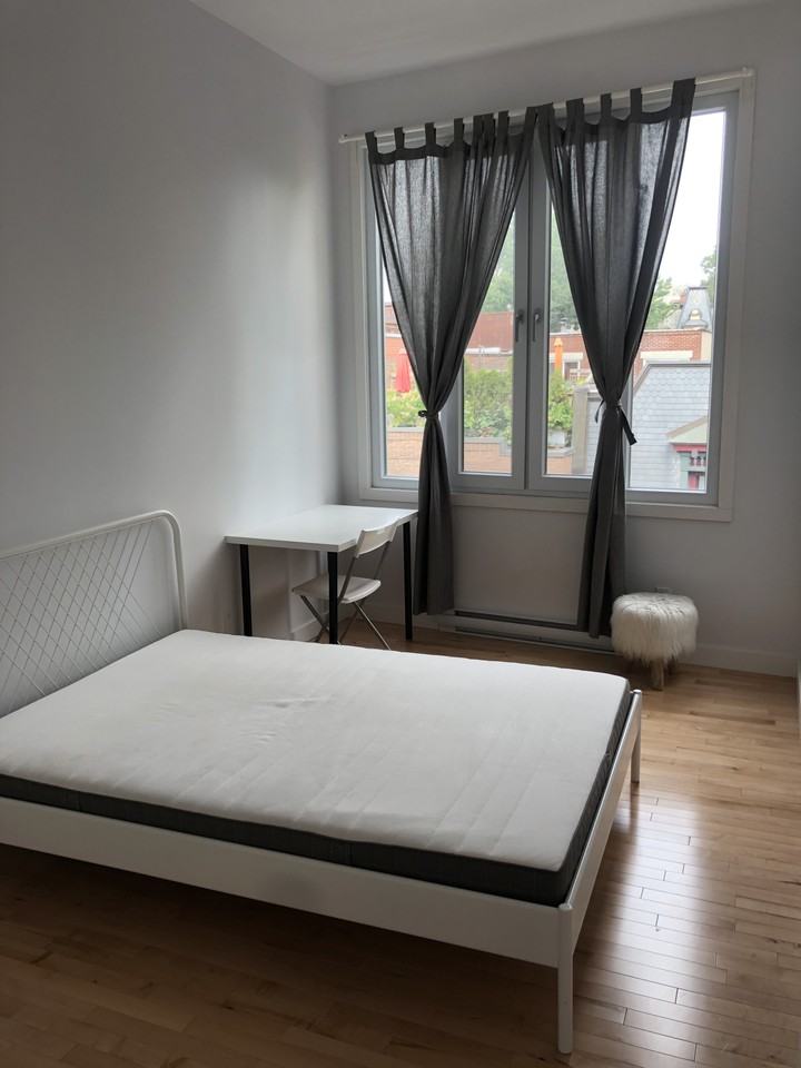 3460 Avenue Coloniale #6 - Photo 5 of 8