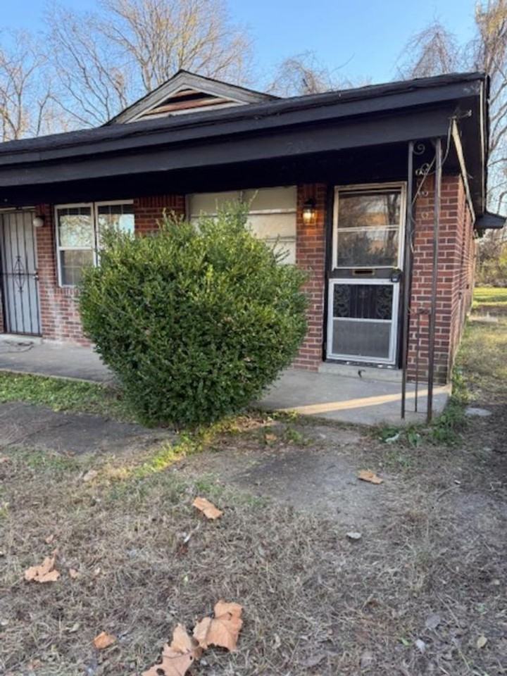 701 Lyman Avenue - Photo 7 of 7