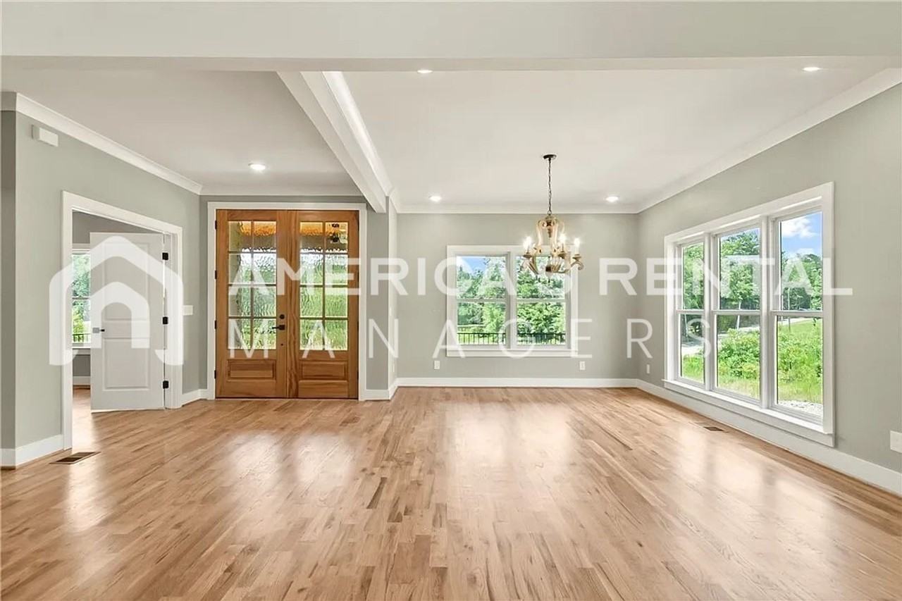 16246 Holly Spring Road - Photo 7 of 39