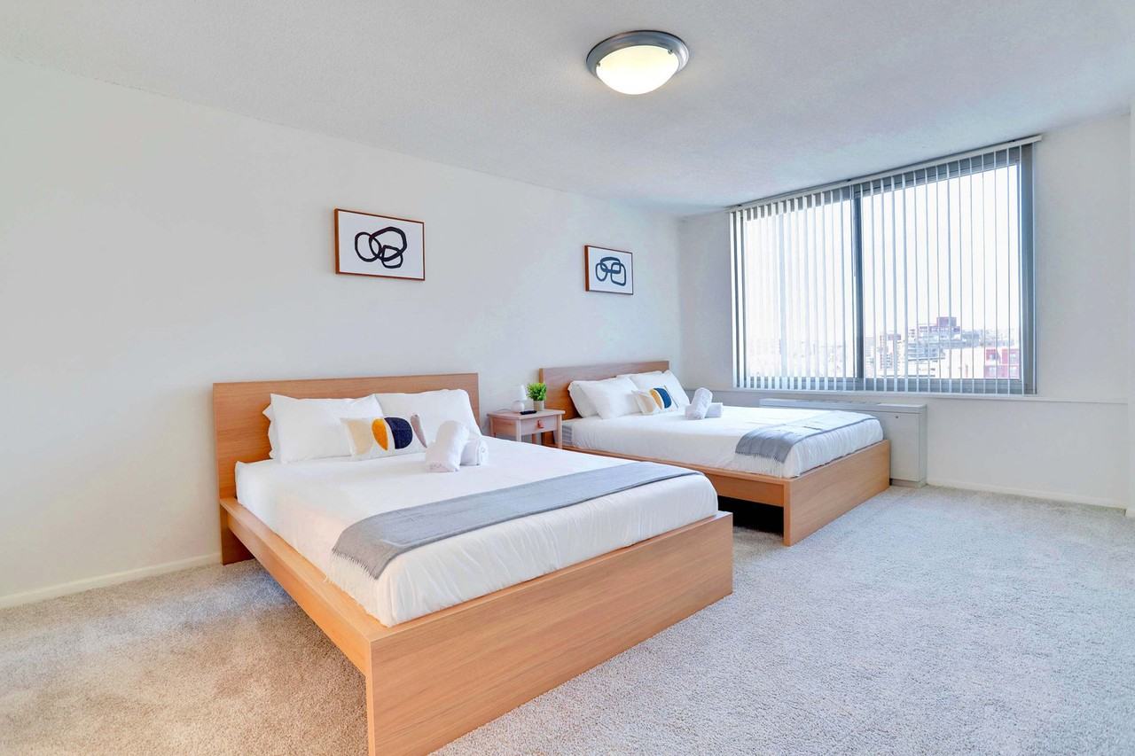 1600 South Eads Street #1022568P - Photo 5 of 28