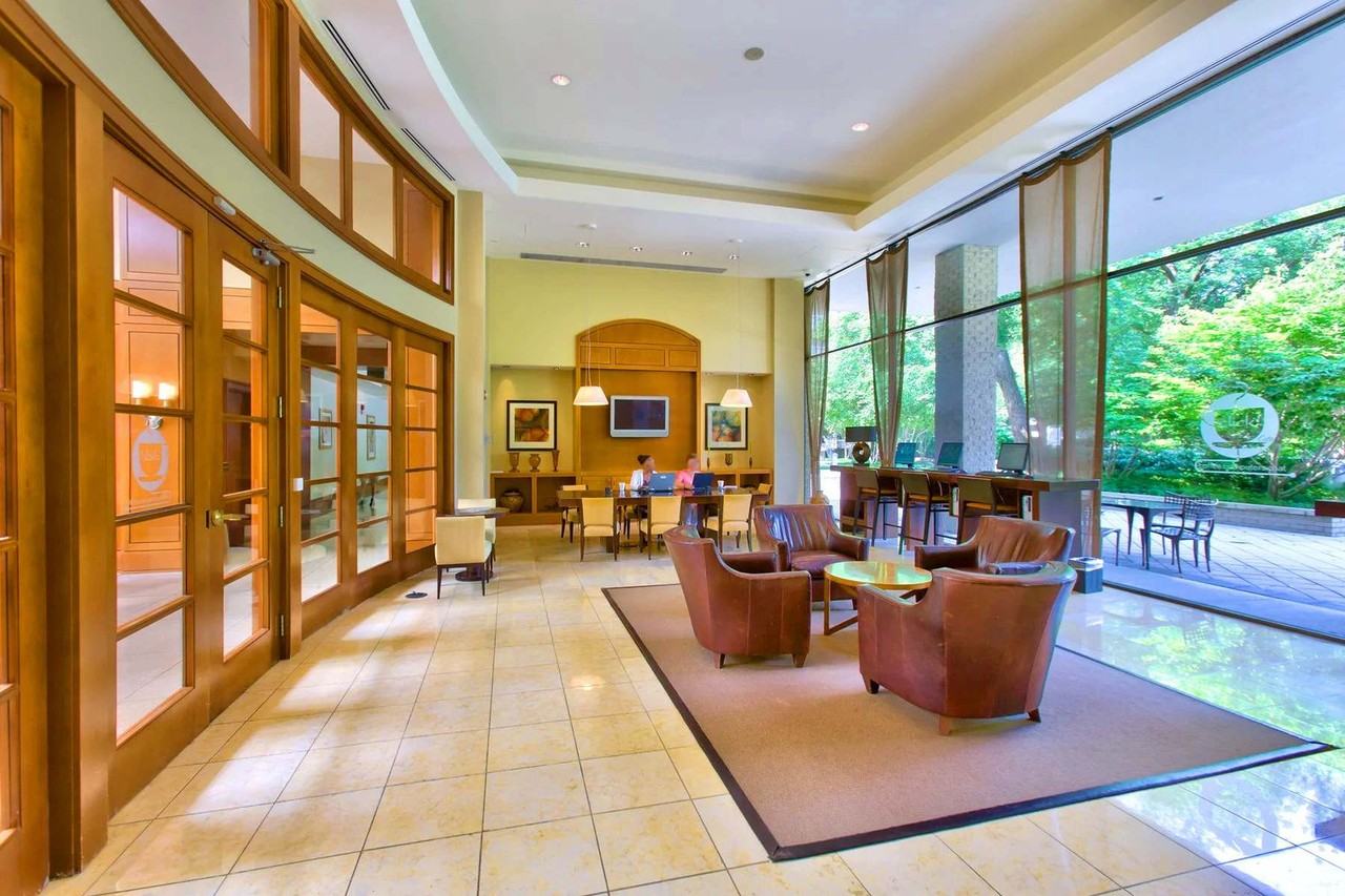 1600 South Eads Street #1022568P - Photo 6 of 28