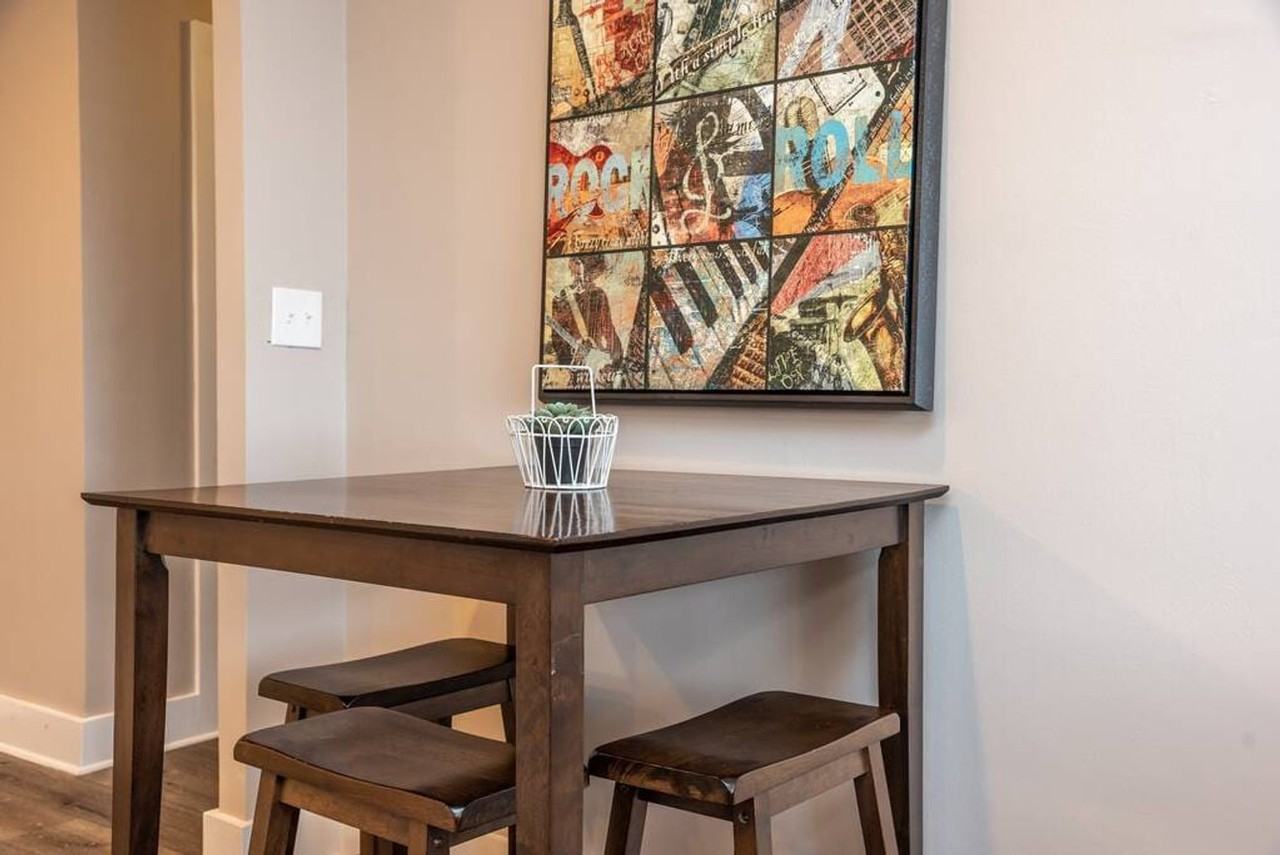 215 Piedmont Avenue Northeast #1299383P - Photo 6 of 31