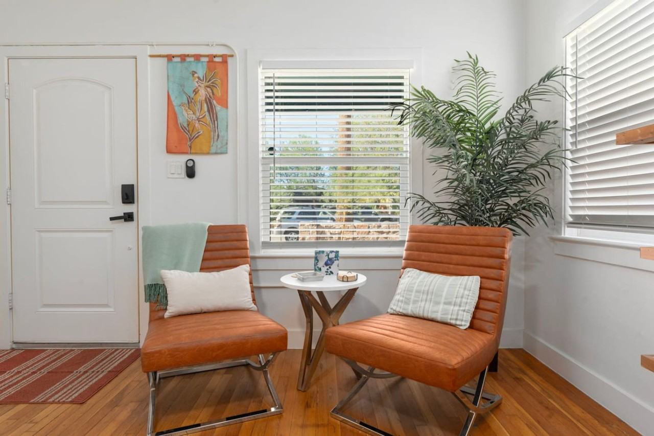 1407 East Mckinley Street #1316297P - Photo 2 of 50