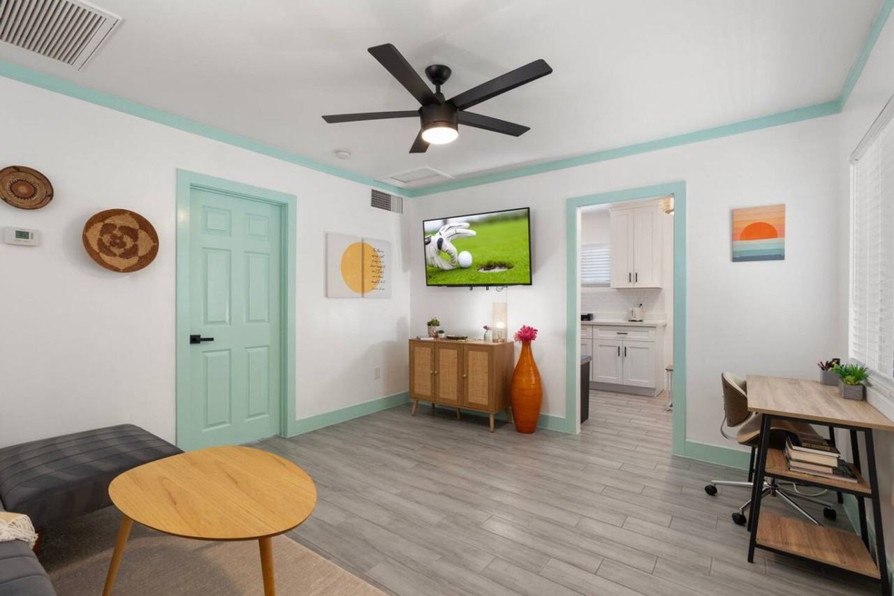 1407 East Mckinley Street #1316297P - Photo 5 of 50