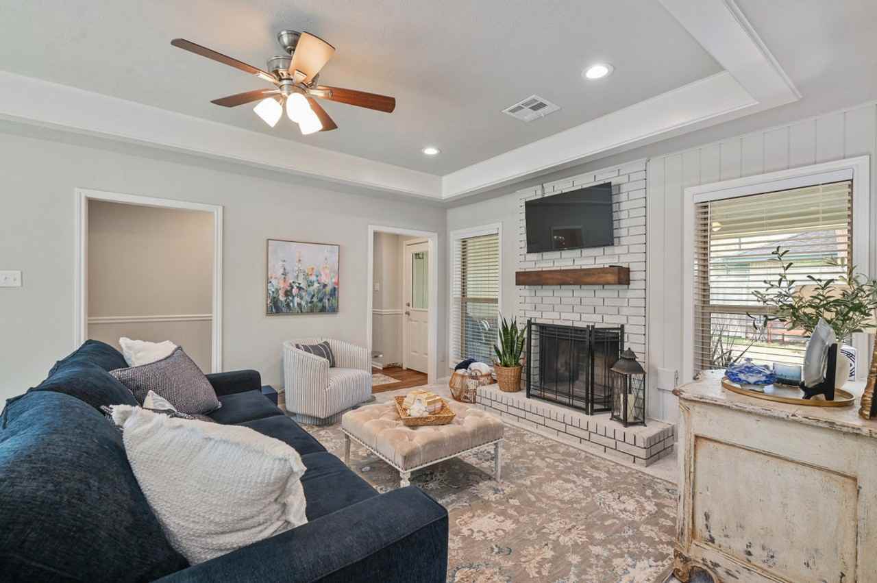 2701 Westwood Main #1328079P - Photo 3 of 23