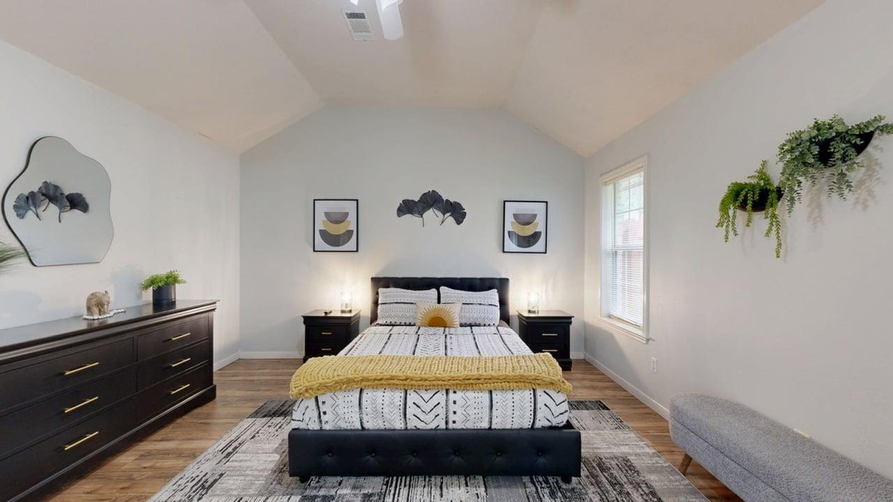 701 Summerglen Drive #1328081P - Photo 3 of 25