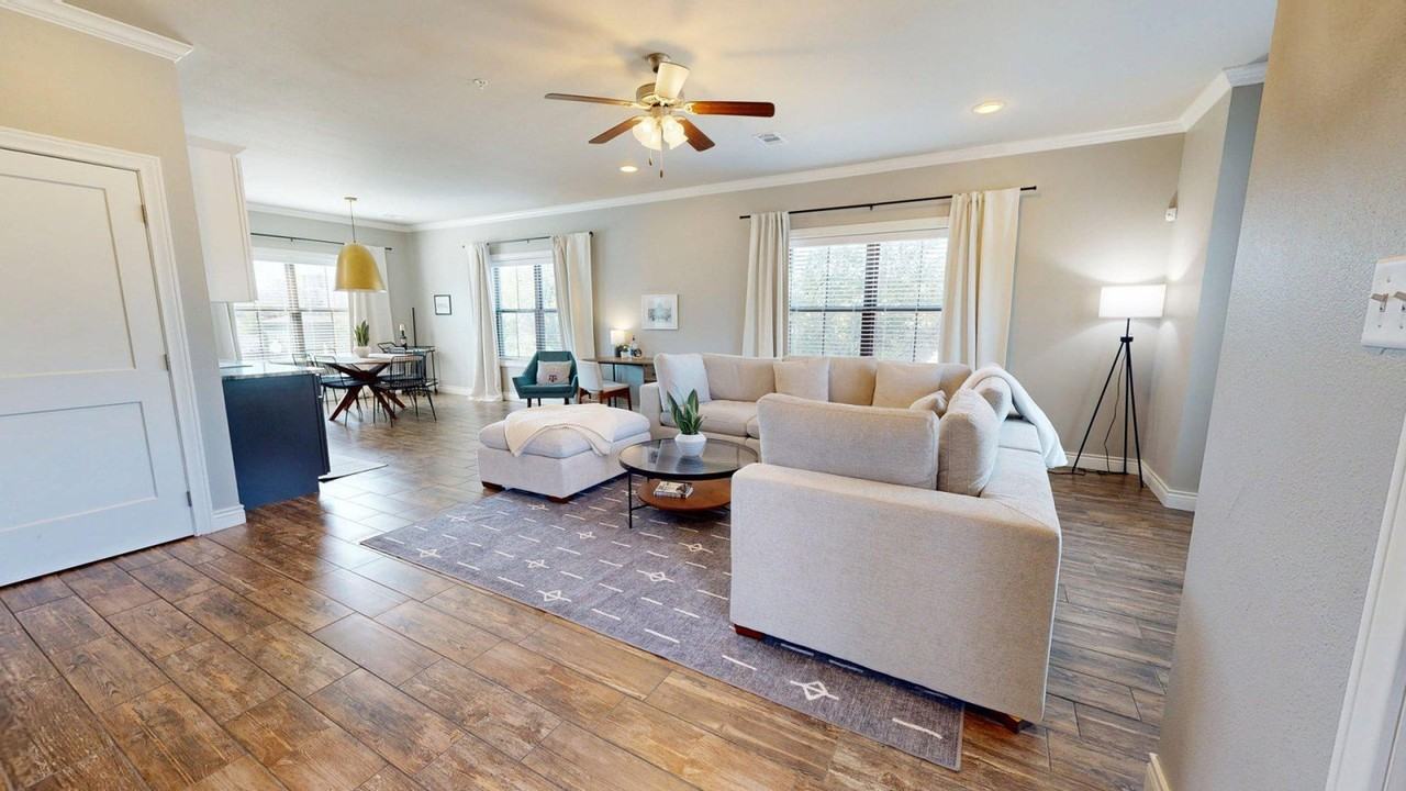 636 Clay Street #1328091P - Photo 2 of 39