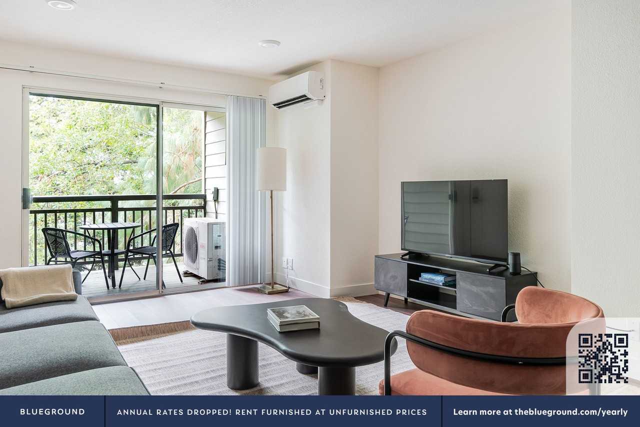 141 Saratoga Ave #2104 - Photo 4 of 37