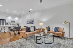 featured image of 455 Montgomery St