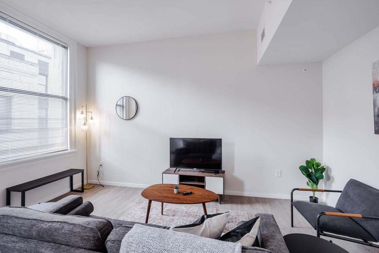 East 4th Street #1222846P - Photo 3 of 12