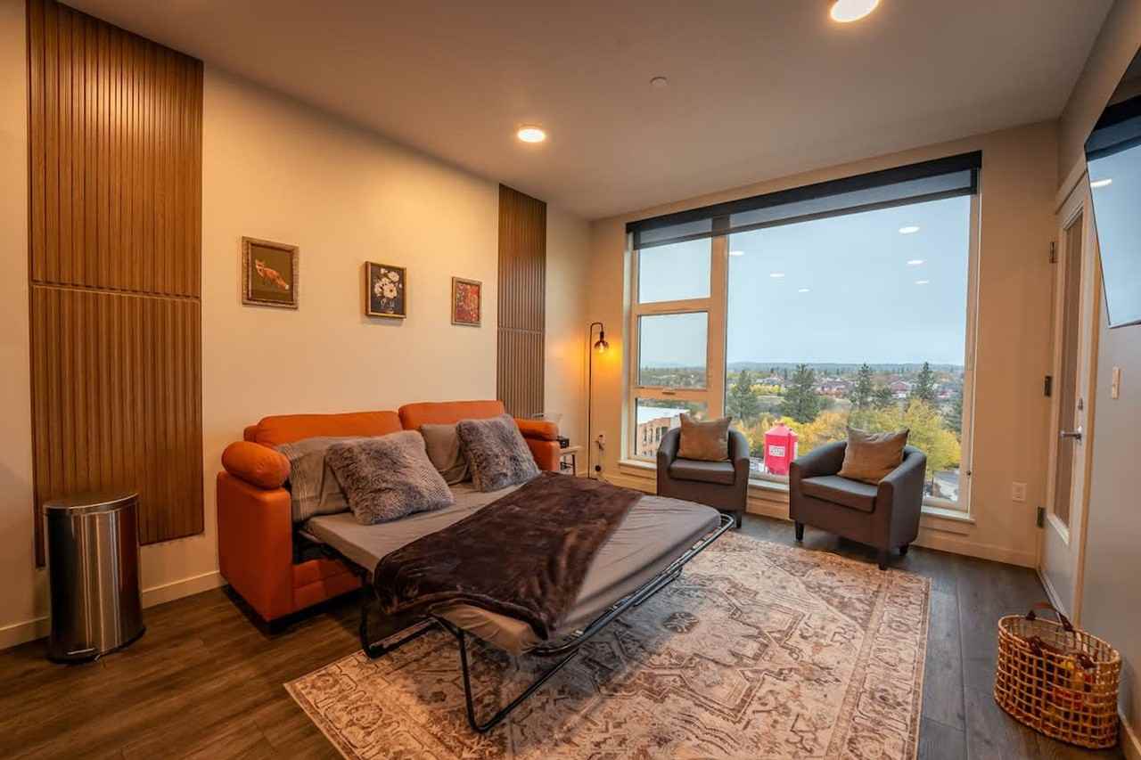 111 South Adams Street #1365731P - Photo 2 of 35