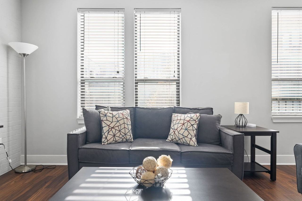 235 South Delaware Street #1364131P - Photo 3 of 45