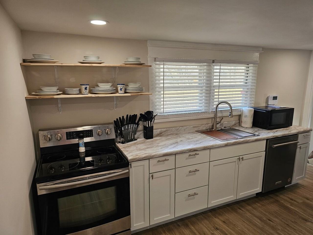 1106 Central Avenue #1254838P - Photo 5 of 16