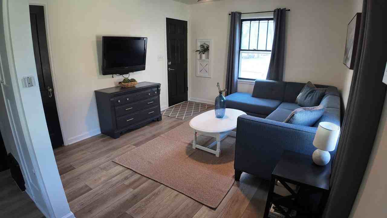 1420 East 9th Street #1256213P - Photo 2 of 9