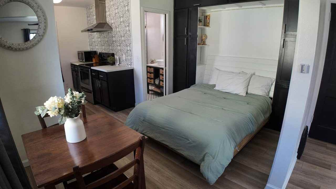 1420 East 9th Street #1256213P - Photo 3 of 9