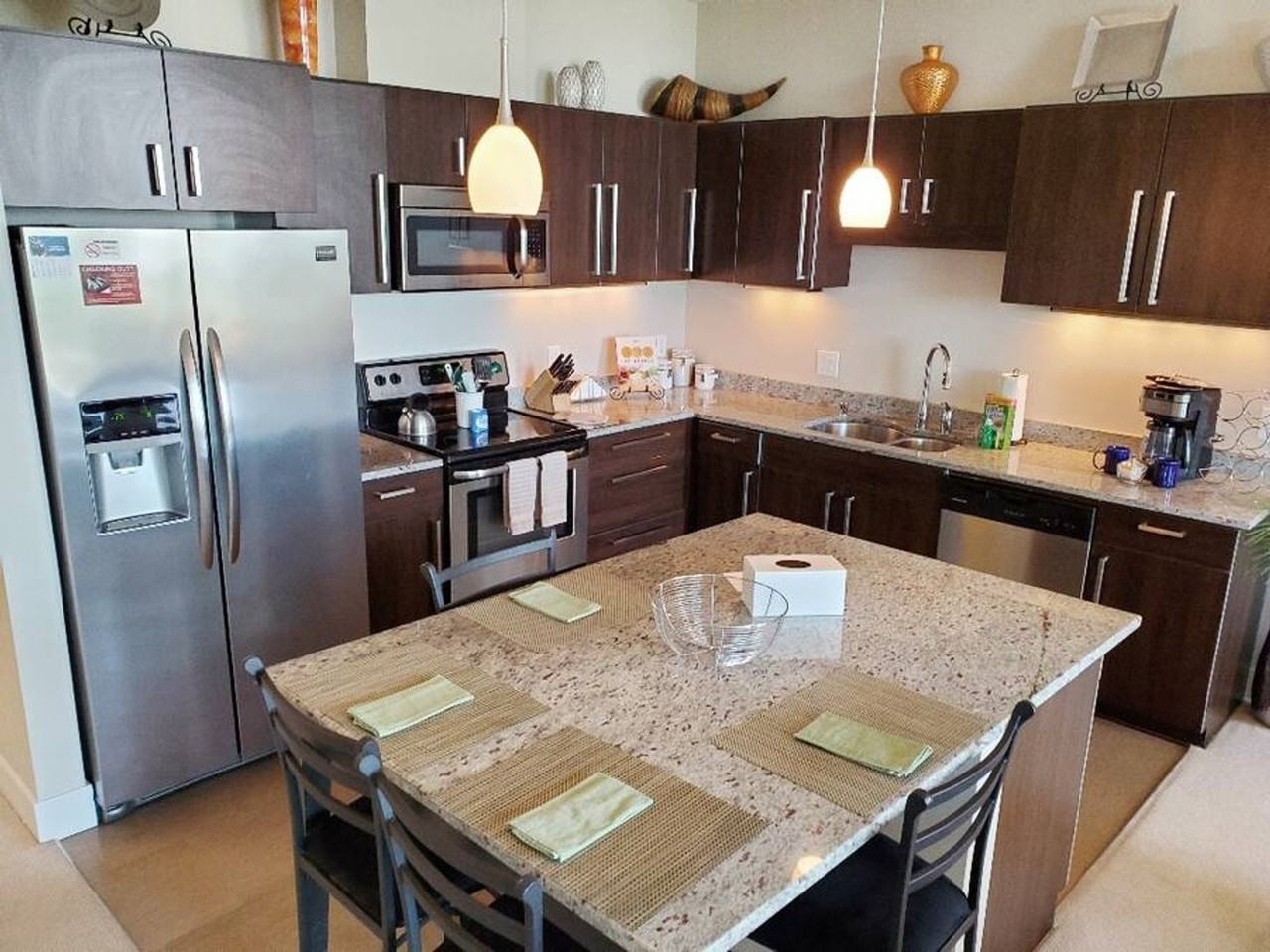 1813 East Jarvis Street #1073577P - Photo 3 of 16