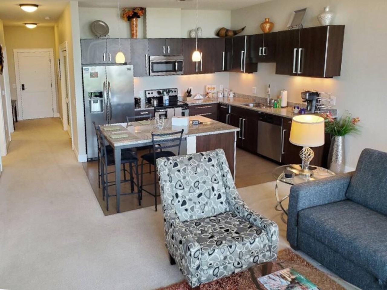 1813 East Jarvis Street #1073577P - Photo 4 of 16