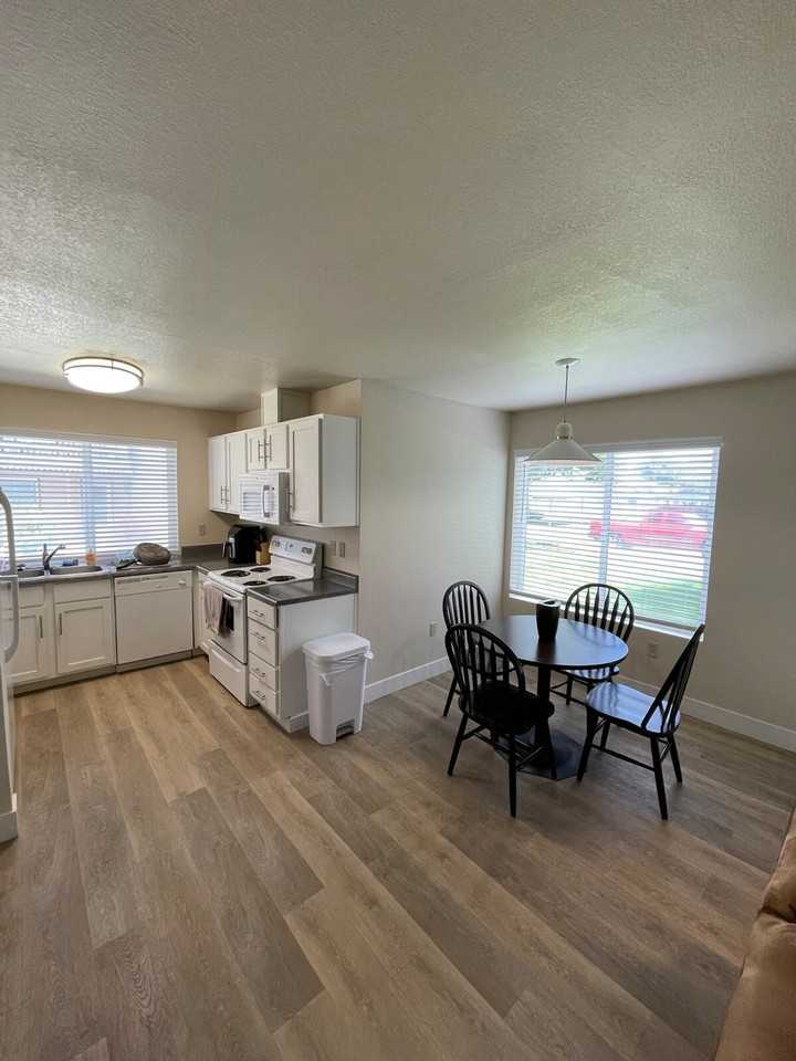 604 Columbia Center Boulevard #1324047P - Photo 2 of 23