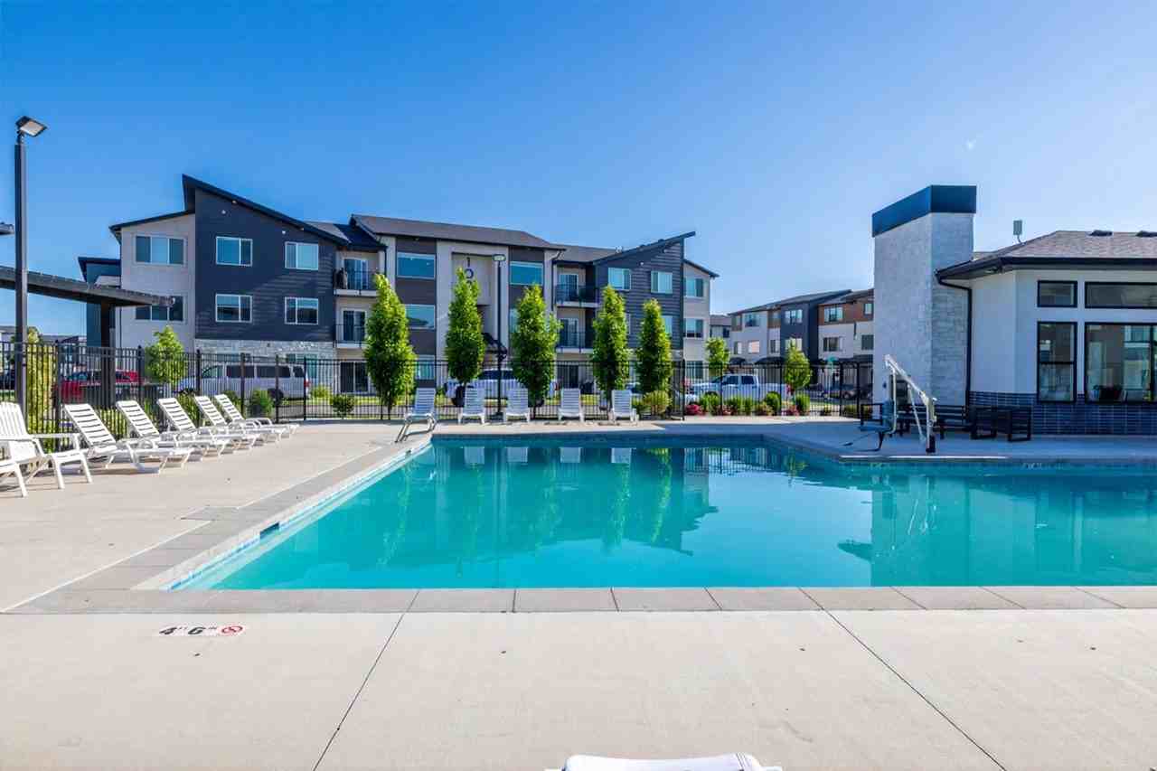 1024 West 400 South #1249878P - Photo 2 of 31