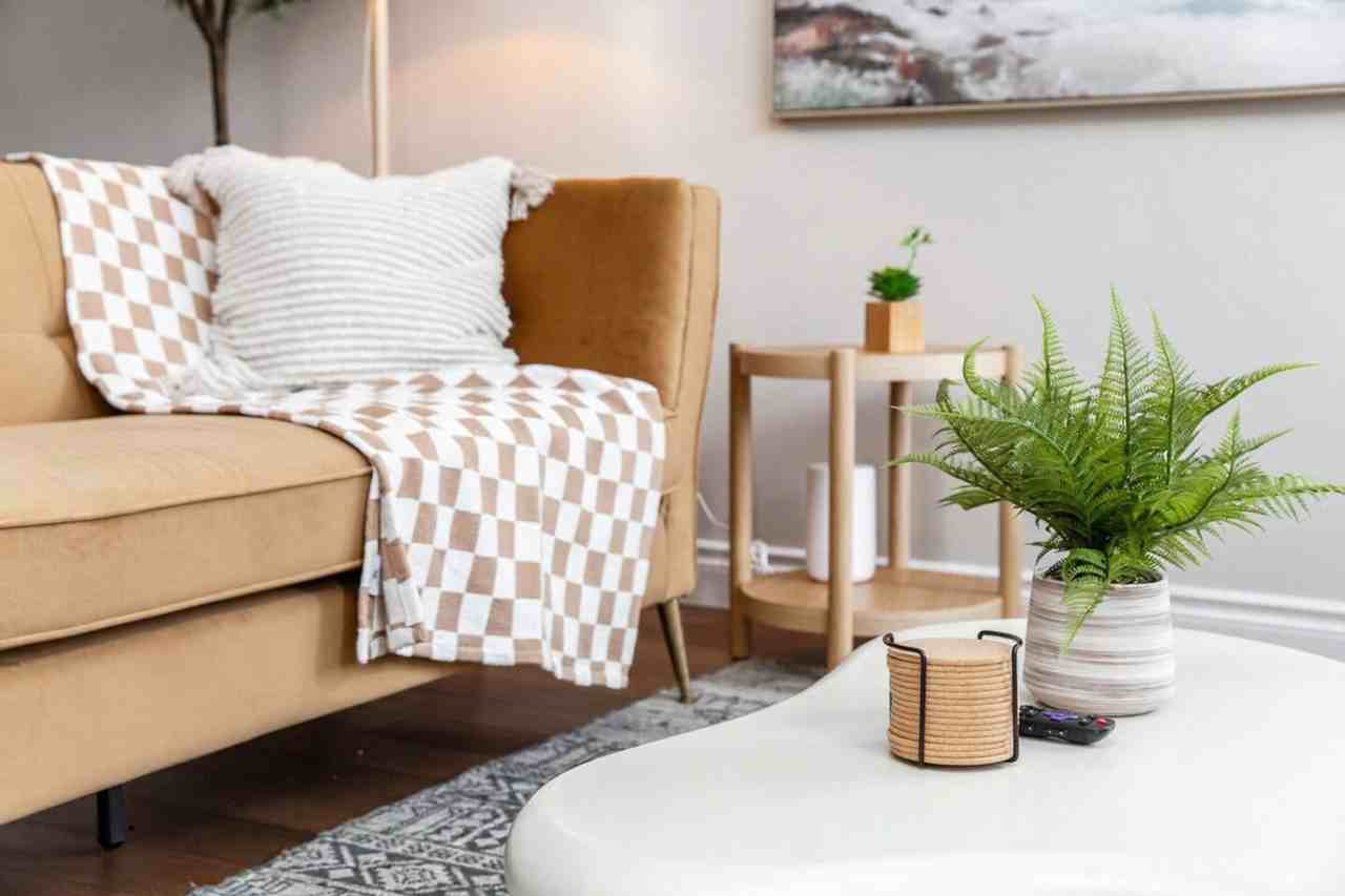 10510 132 St Nw #1308611P - Photo 2 of 50