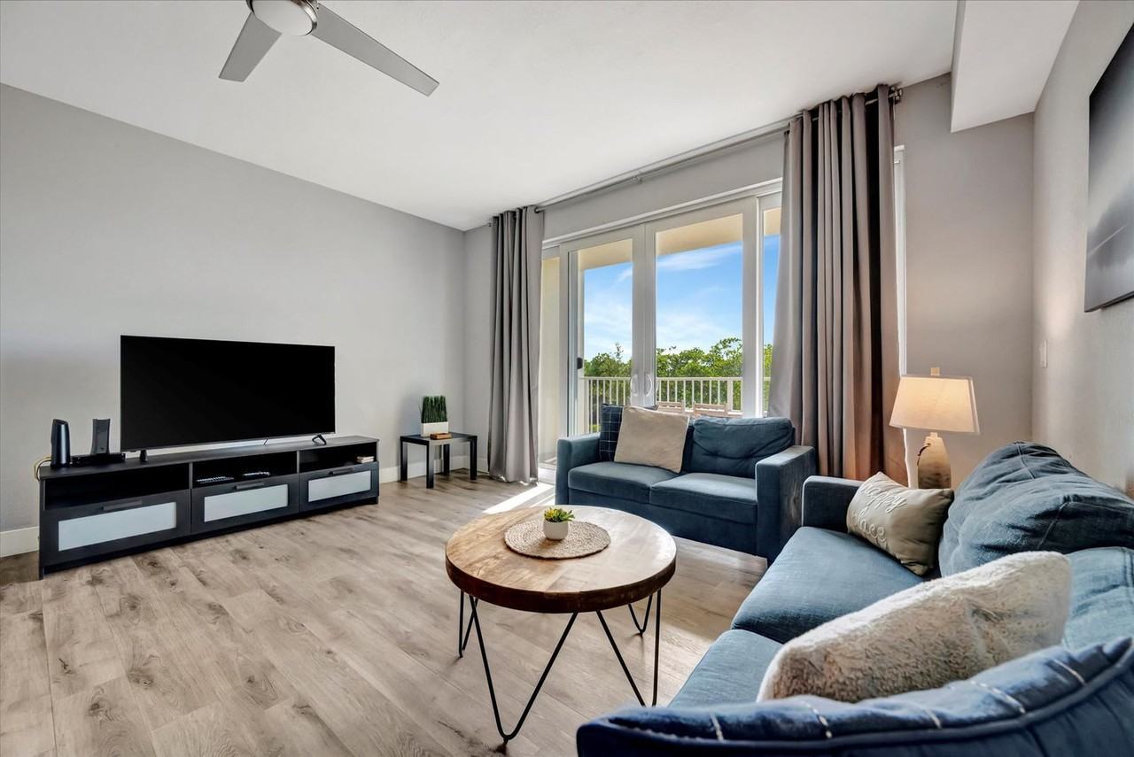 3270 Mangrove Point Dr #1366620P - Photo 2 of 31