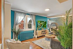 featured image of 3446 North Ozark Avenue