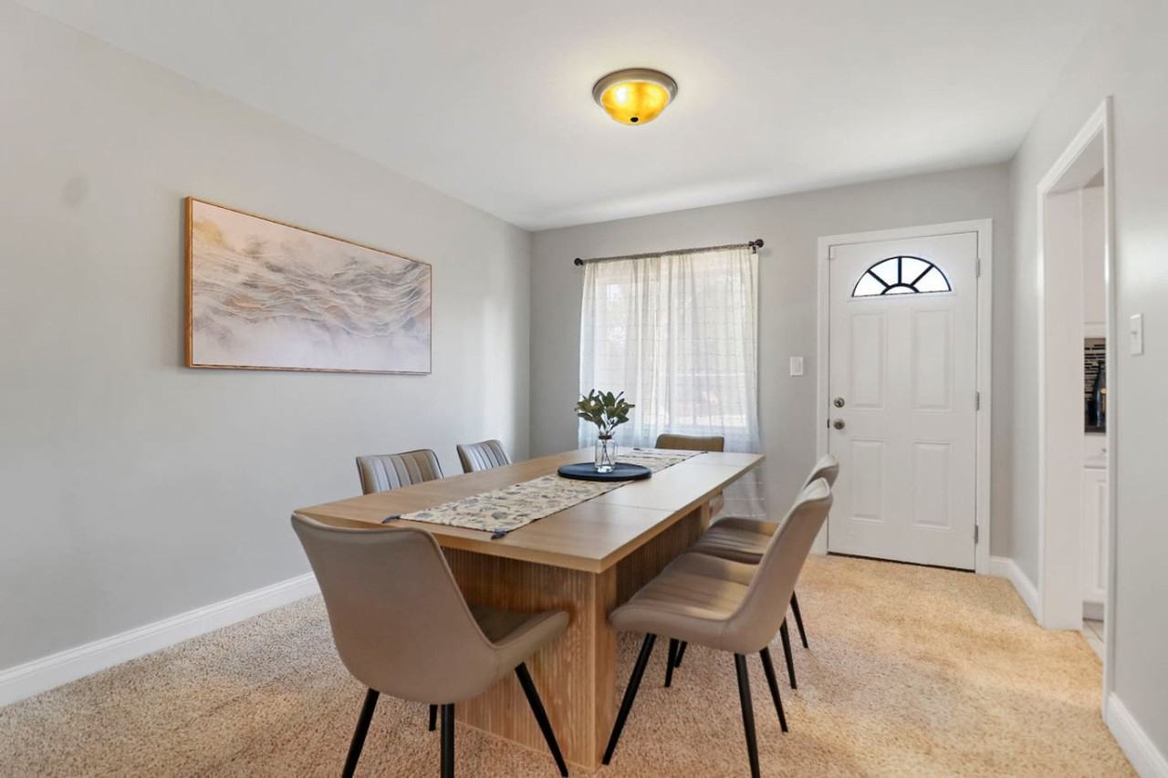 207 North Beverly Street #1366962P - Photo 3 of 23