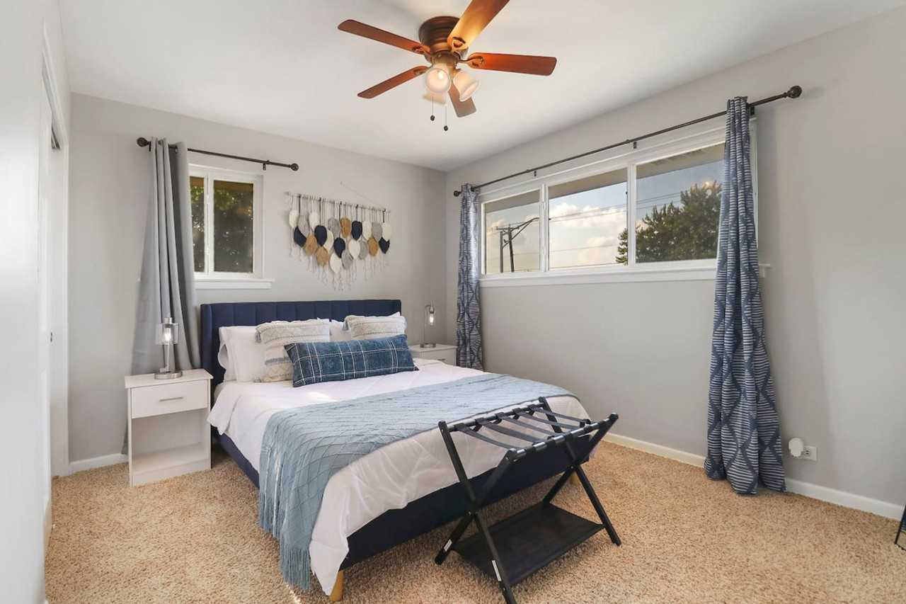 207 North Beverly Street #1366962P - Photo 4 of 23