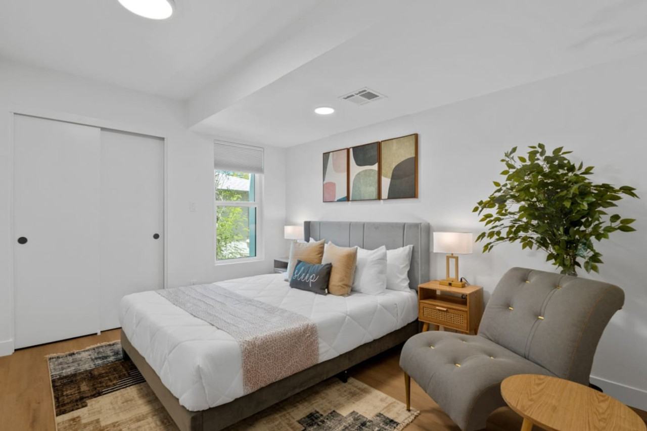 4641 N 8th Pl #1366950P - Photo 5 of 19