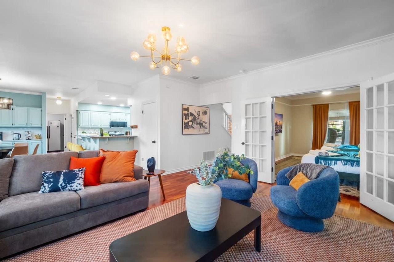 13702 Yellow Oak Circle #1369235P - Photo 4 of 50