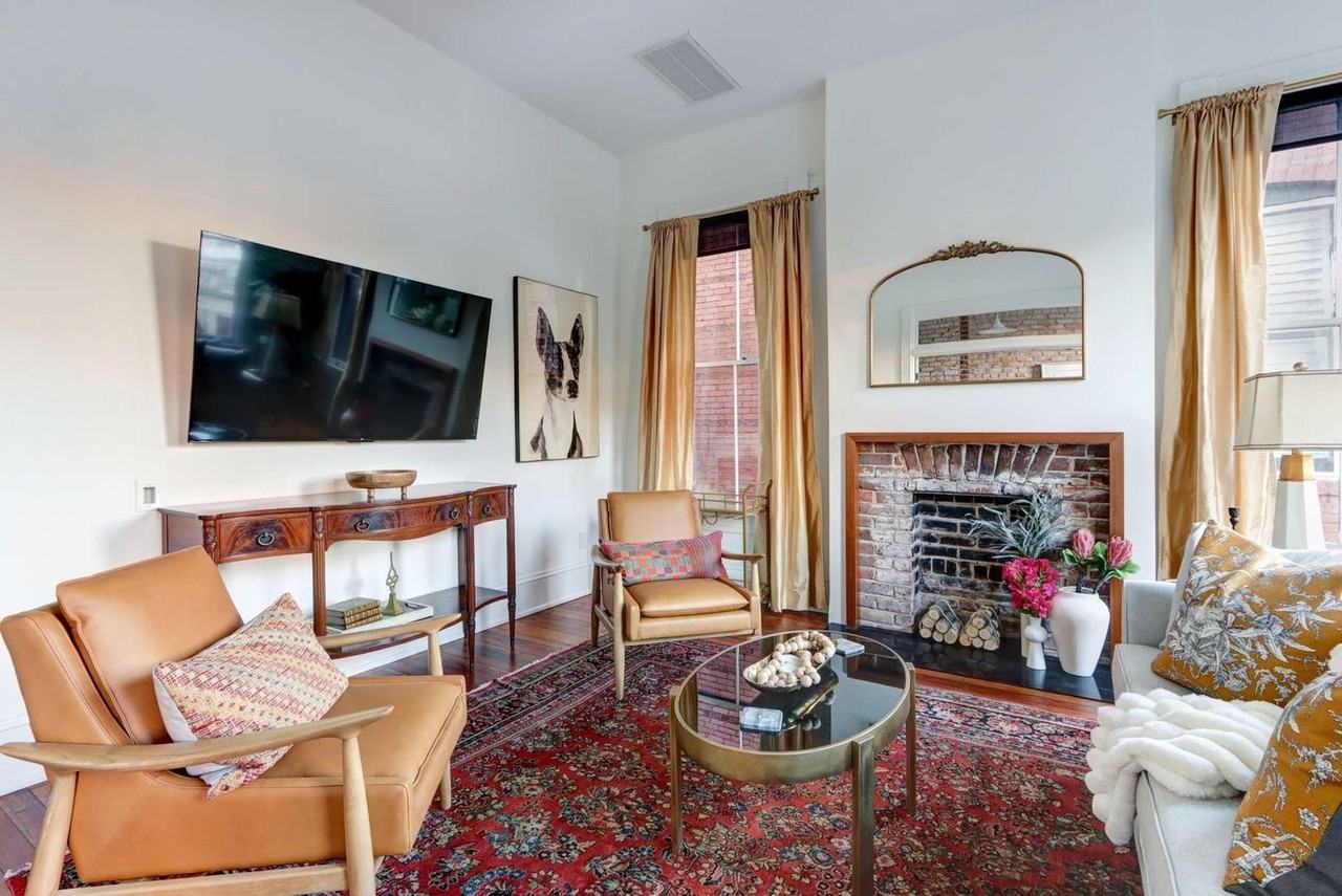 415 Whitaker Street #1369212P - Photo 5 of 50