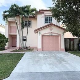 15124 Southwest 141st Lane #casa - Photo 4 of 5