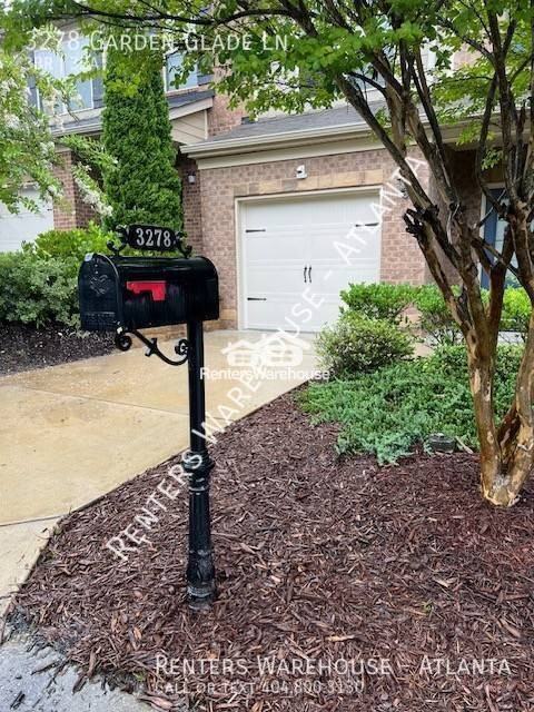 3278 Garden Glade - Photo 4 of 29