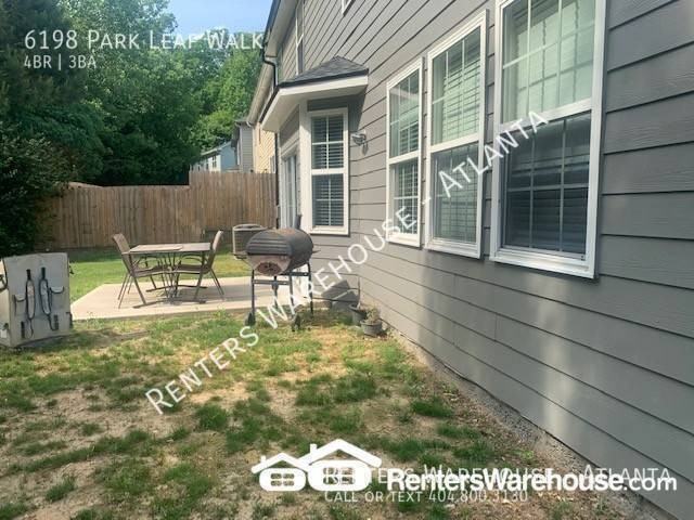 6198 Park Leaf Walk - Photo 7 of 48