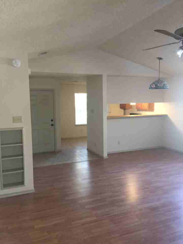 212 Sailmaster Street #A - Photo 3 of 21