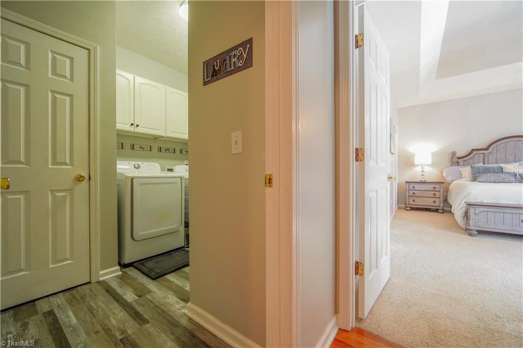 290 Gleason Ln - Photo 6 of 20