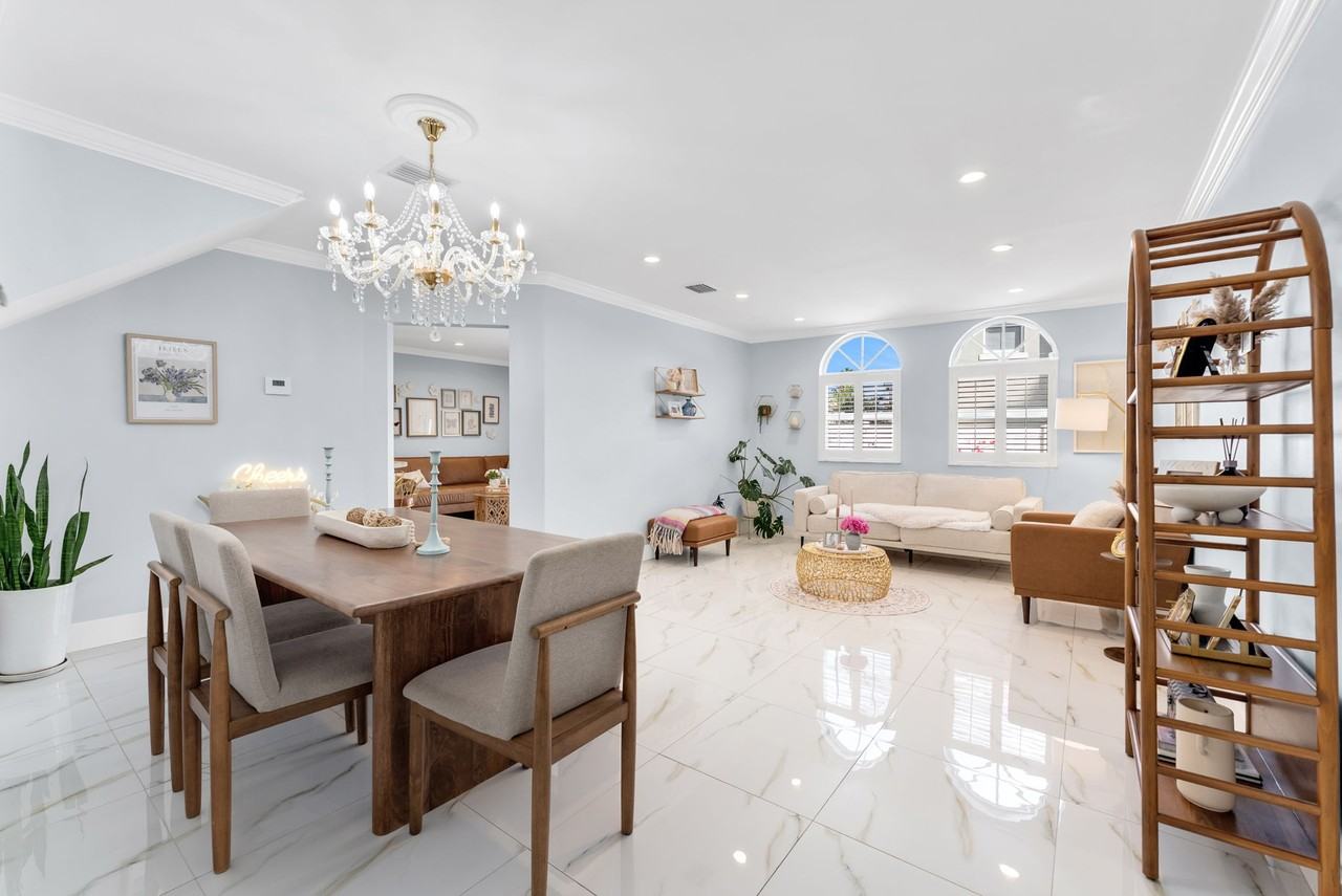 5415 Southwest 126th Terrace - Photo 4 of 35