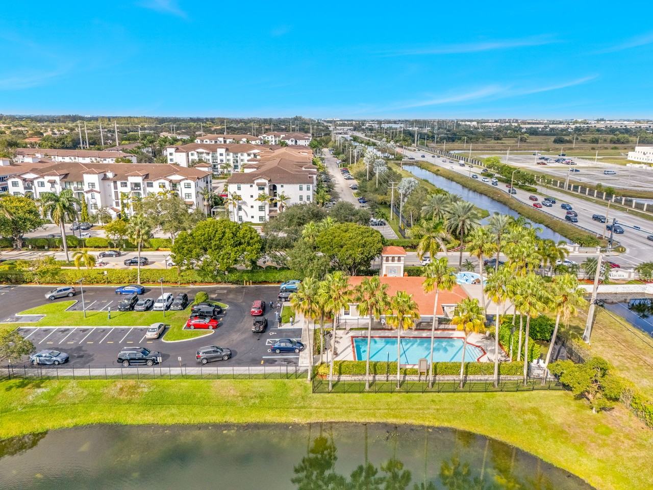 5415 Southwest 126th Terrace - Photo 5 of 35