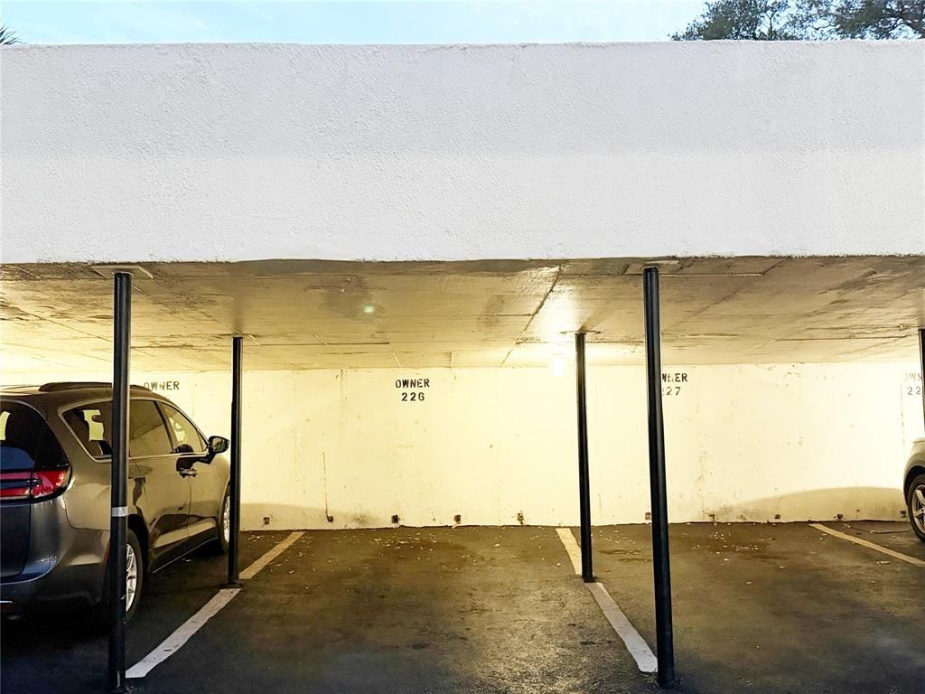 640 Northwest 13th Street #26 - Photo 4 of 24