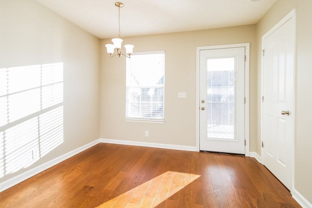 1515 Clifdon Court - Photo 3 of 15