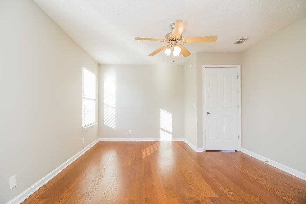 1515 Clifdon Court - Photo 7 of 15