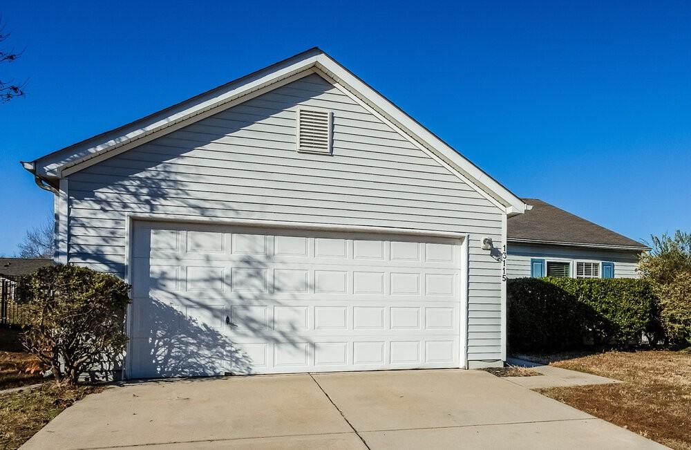 13115 Ambrosia St - Photo 3 of 16