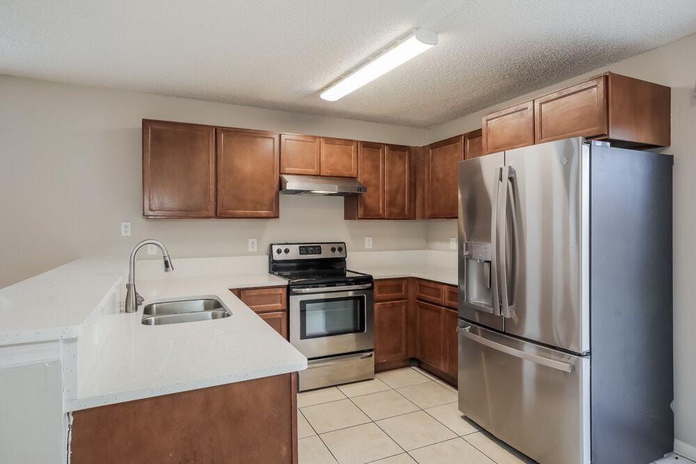 7939 Cherry Blossom Dr S - Photo 5 of 15