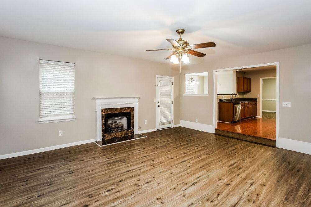 5112 Kiev Drive - Photo 6 of 17