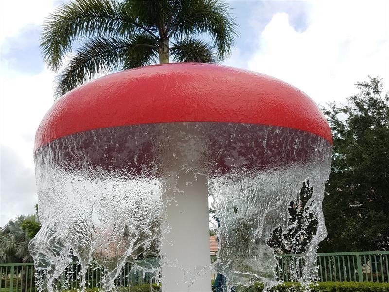 6768 Heritage Grande