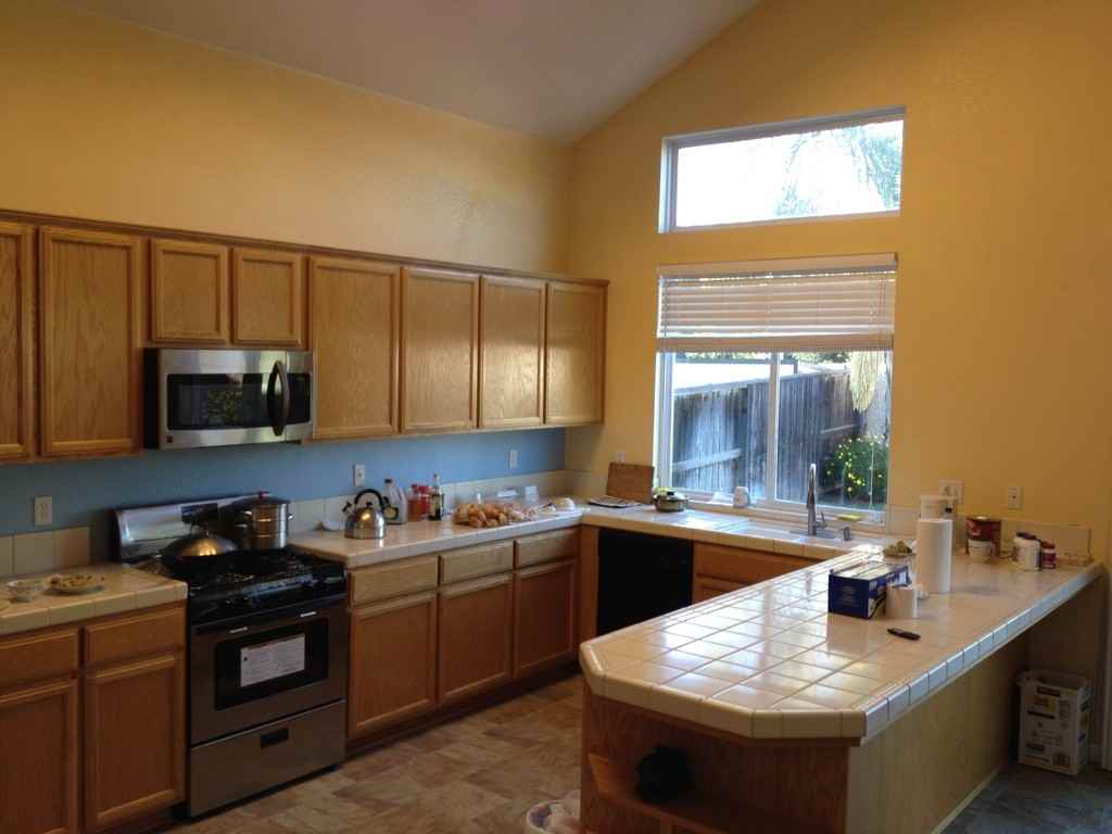 10469 Almanor Cir - Photo 2 of 7