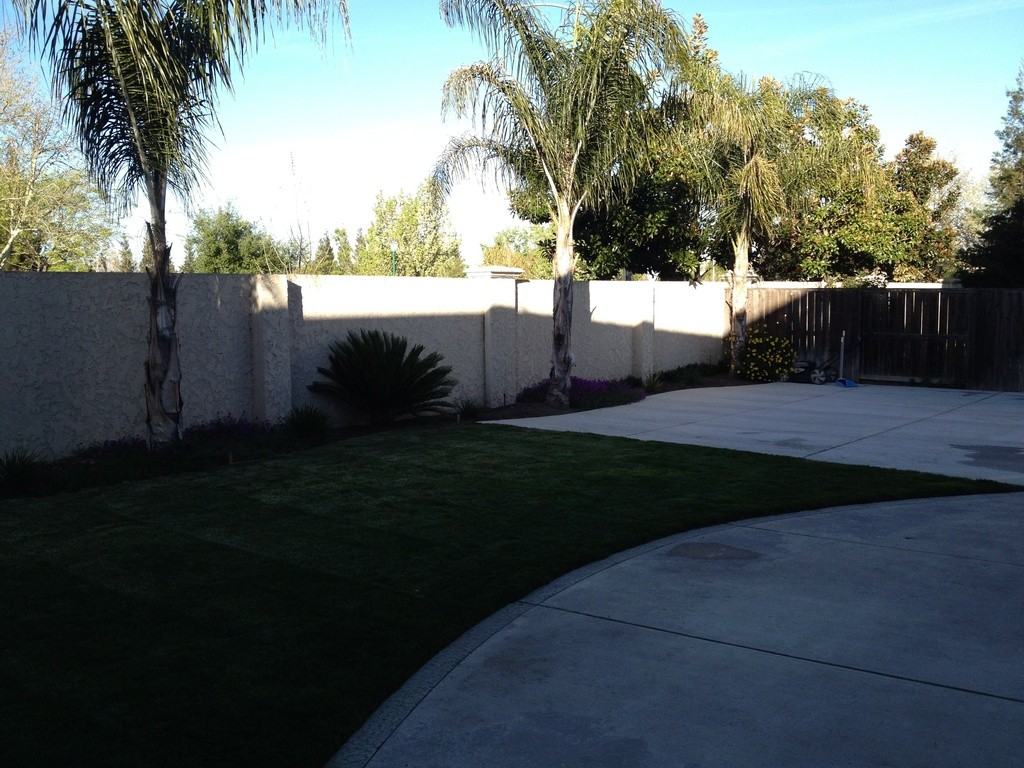 10469 Almanor Cir - Photo 3 of 7