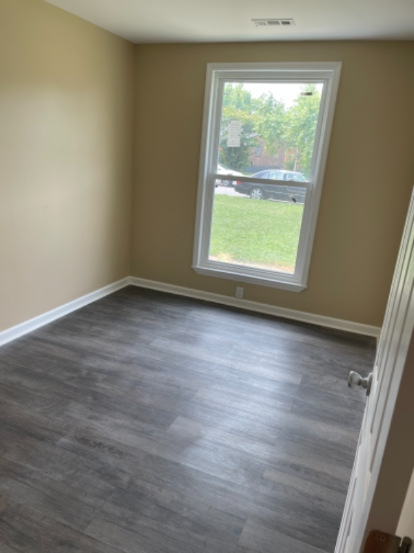 3316 Cocoa Drive - Photo 5 of 9