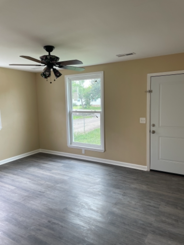 3316 Cocoa Drive - Photo 7 of 9